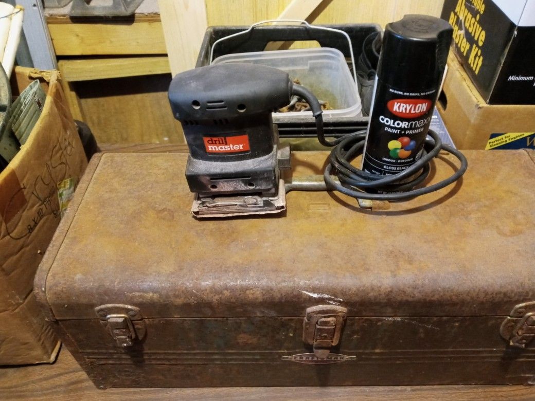 CRAFTSMAN TOOL BOX