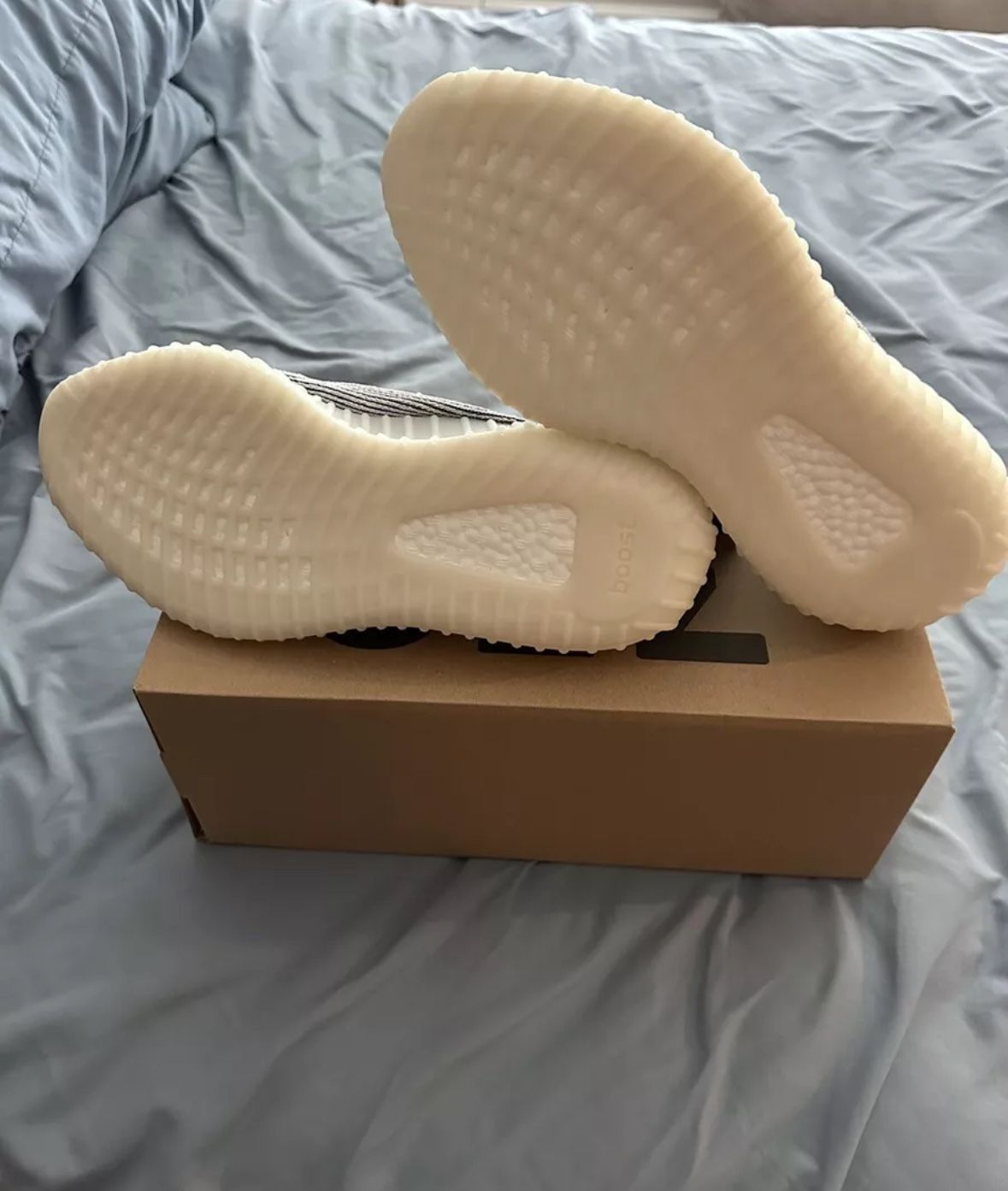 adidas gazelle silver green womens adidas Yeezy 350 V2 CMPCT Slate Panda  YankeeKicks Online