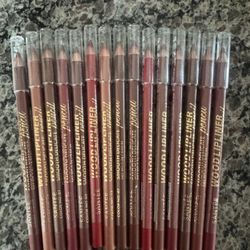 Santee Smooth Wooden Lip liners 
