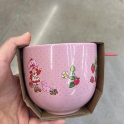 NWT Strawberry shortcake noodle bundle