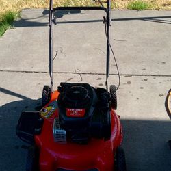 Craftsman MO90 20 Inch Gas Push Lawnmower With 125cc Briggs And Stratton Engine Used Once It Works Great $200.00 