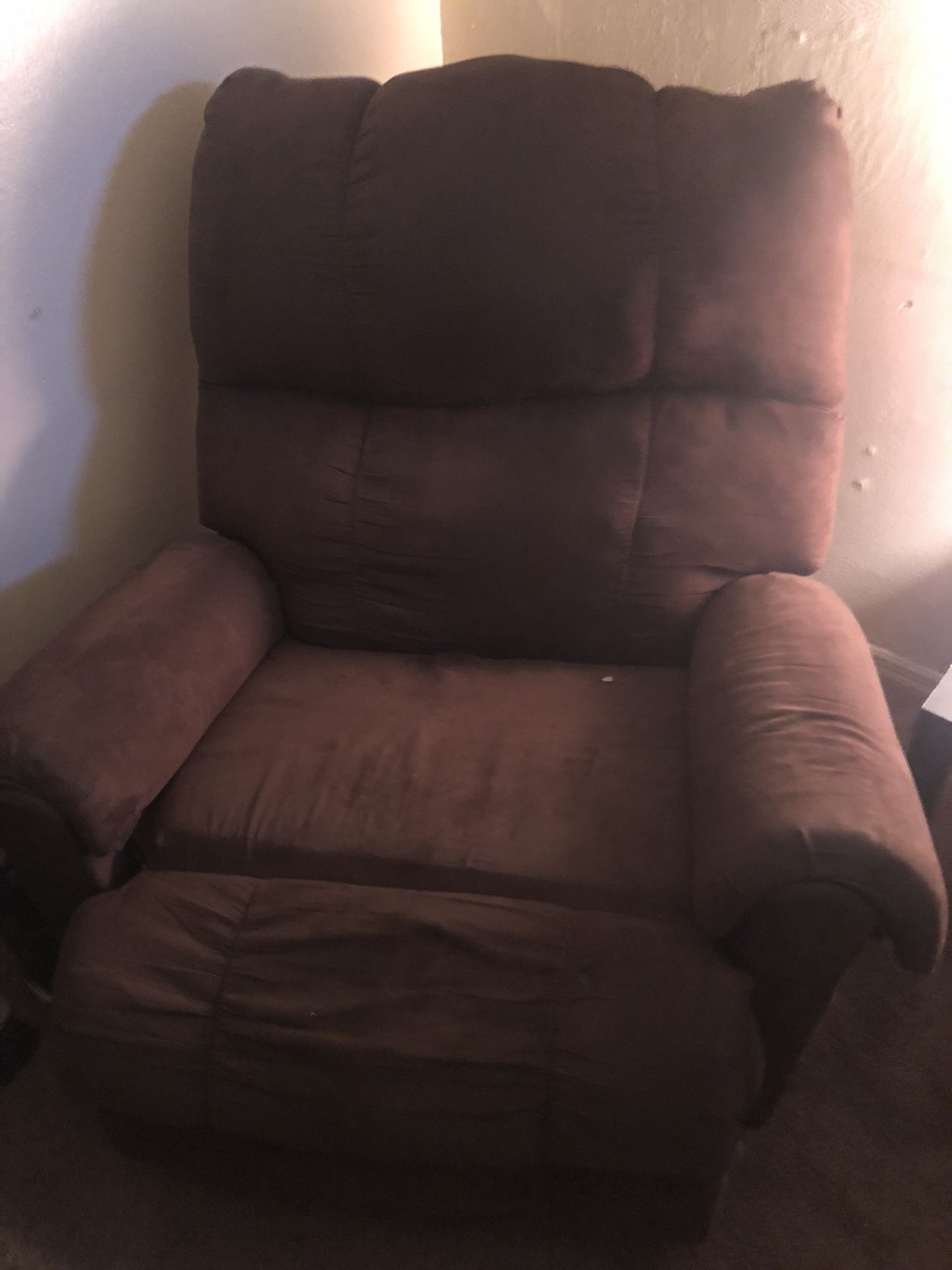Reclining Chair 