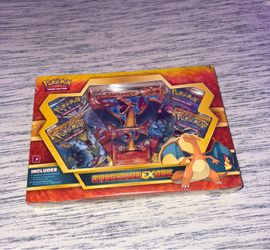 2014 Pokemon TCG Charizard EX Collection box