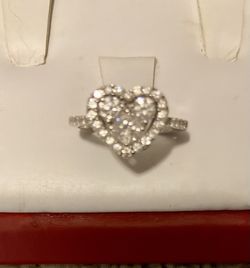 HEART SHAPED DIAMOND RING