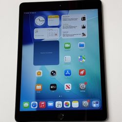 Apple iPad 8 8th Generatiom 32GB 10.2” Wi-Fi Space Gray Tablet IOS 26