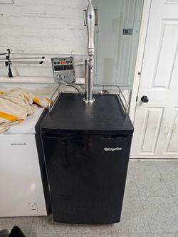 EdgeStar Kegorator