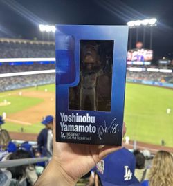 Dodgers bobble head