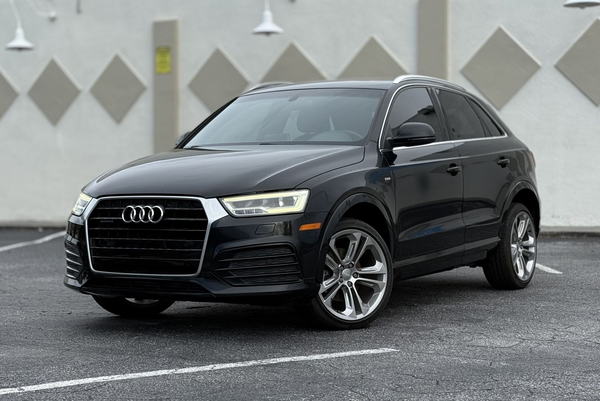 2016 Audi Q3