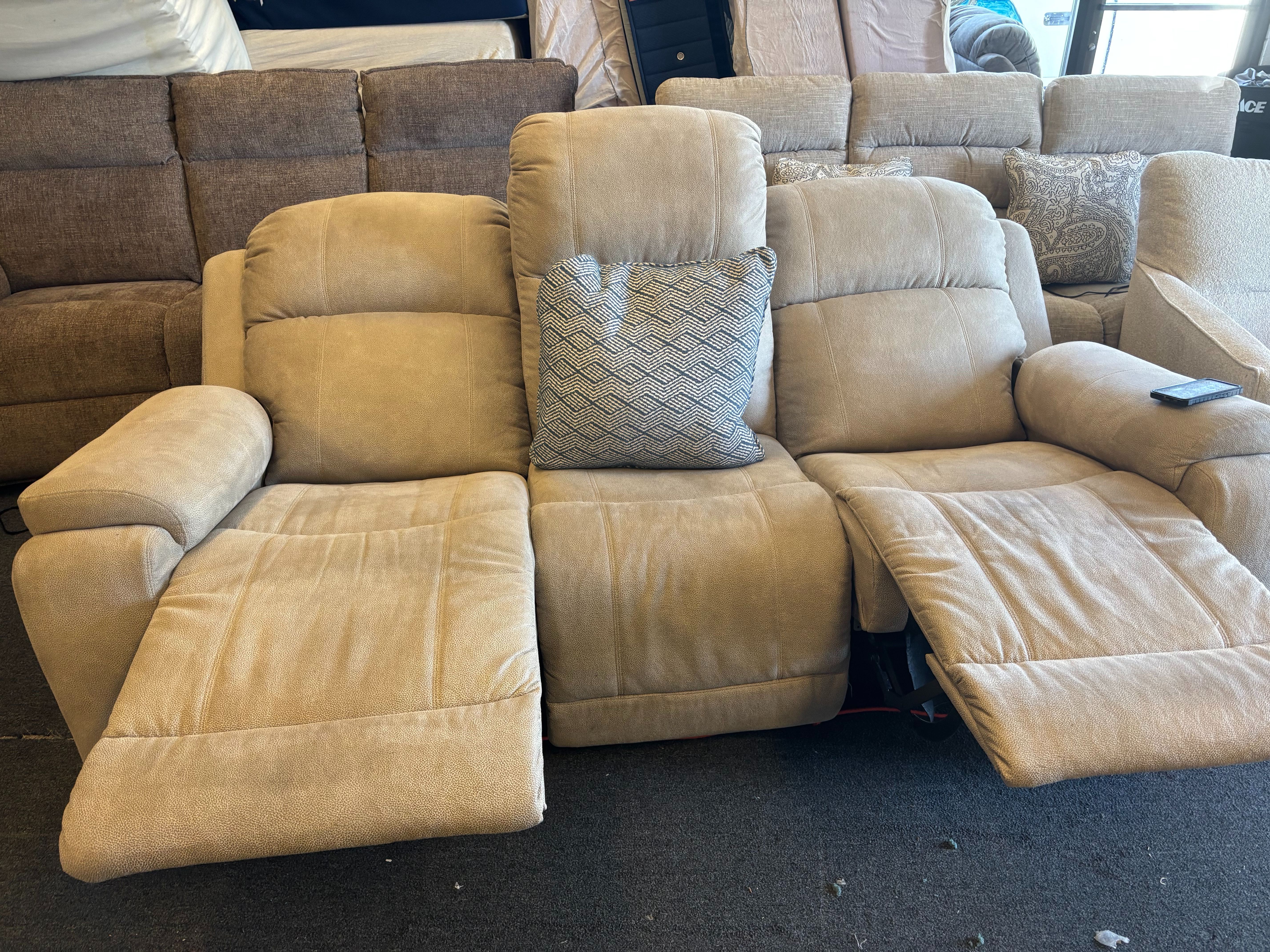 Lazy Boy power reclining Sofa Couch Set