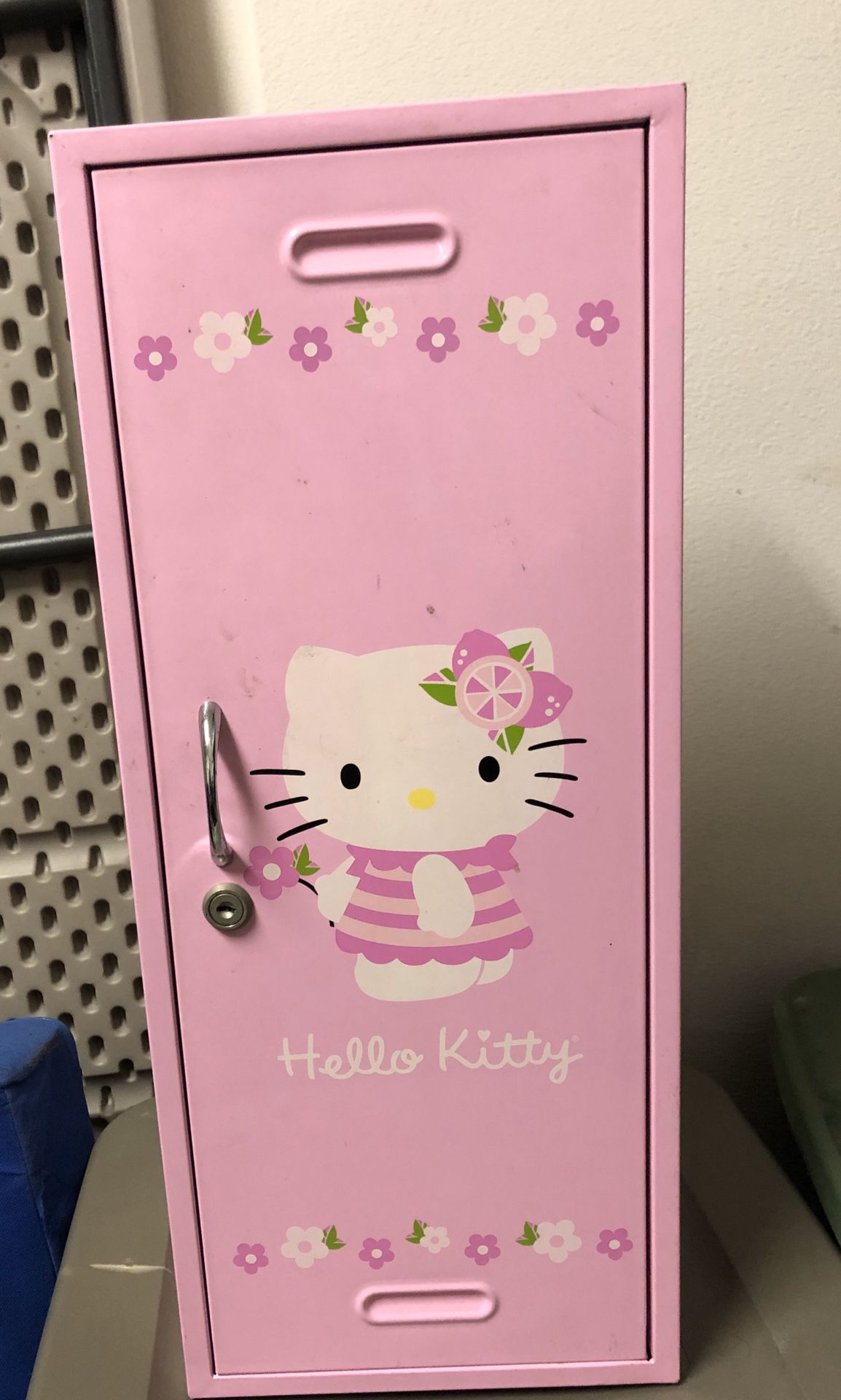 Hello Kitty Locker