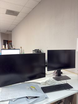 5 Computer Monitors($50 Each) / Going Out Of Business Sale 