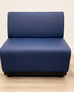 Modular lounge chair