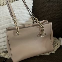 MK Purse And Matching Wallet