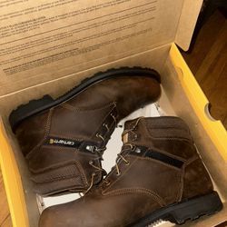 Carhartt work boots  6” soft toe size 13 W