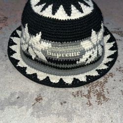 Supreme Snowflake Crochet / Knit Bucket Hat (Medium/Large) 