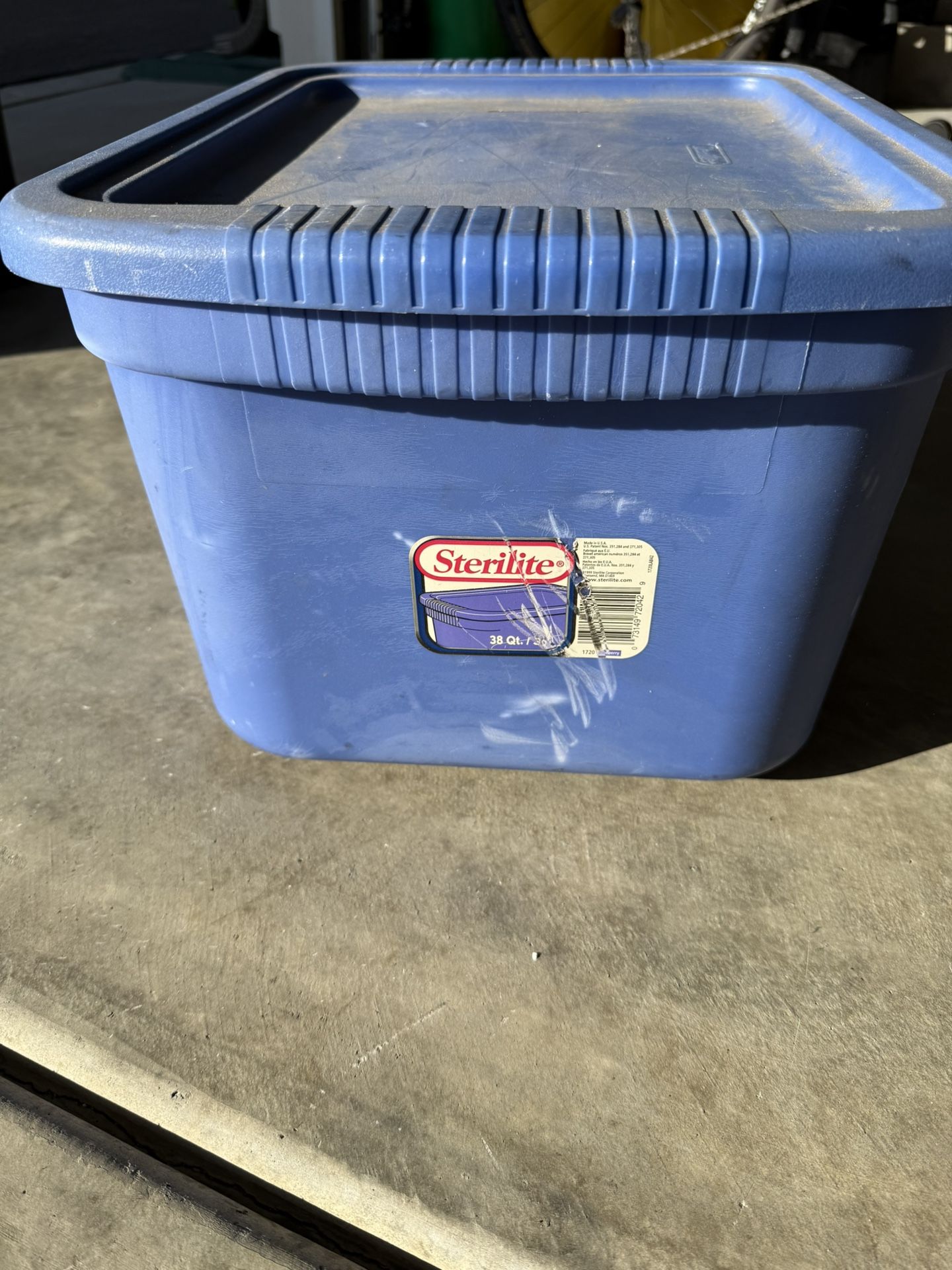 38 QT Storage Tub 