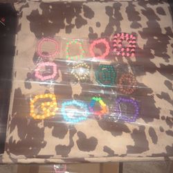 Kandi bracelets, see one you like? well buy it! WHAT ARE YOU WAITING FOR???