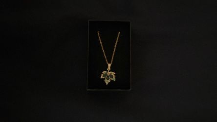 18k gold emerald maple leaf dainty chain