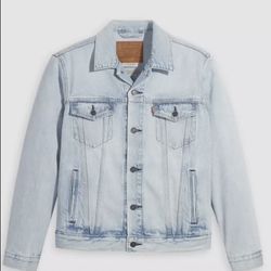 Brand New With Tags Men’s Levi’s Jean Jacket 