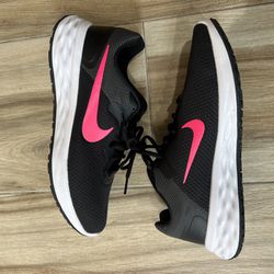 Womens Nike Running Shoes 