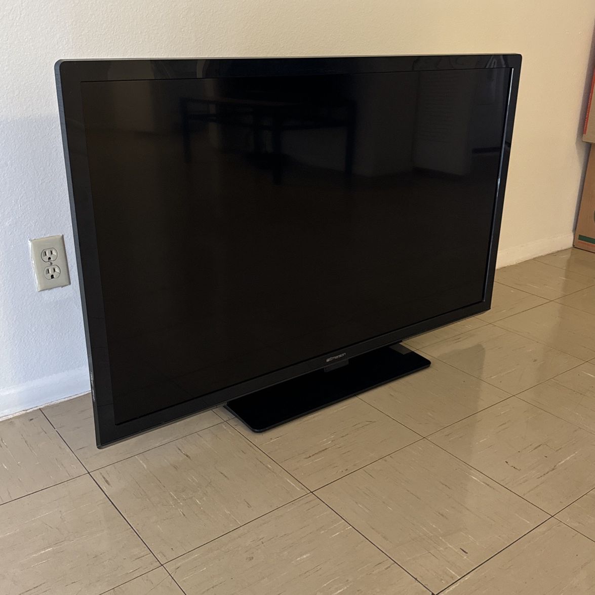 $100 OBO 50” Flatscreen TV