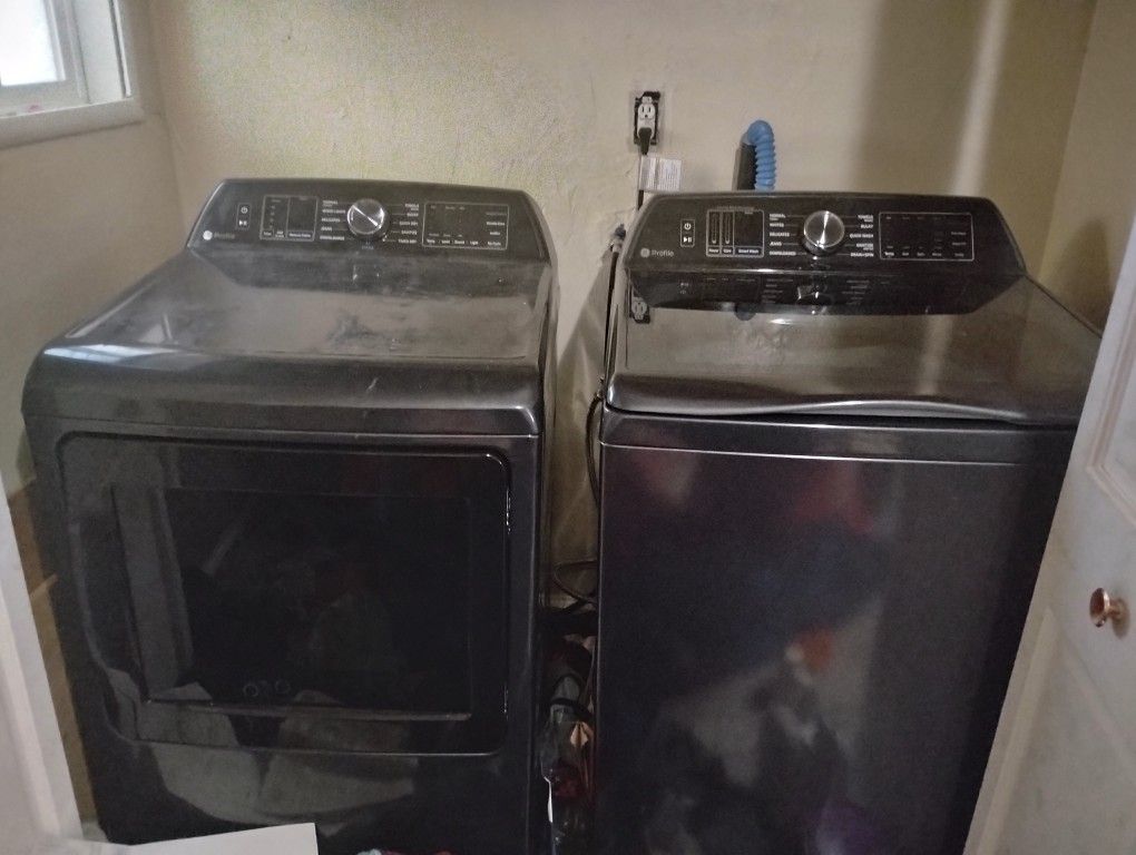 Ge Electric Washer And Dryer Set Like New With Warranty