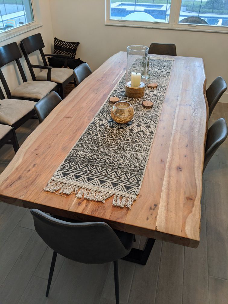 Modani Hisa large acacia live edge wood dining table