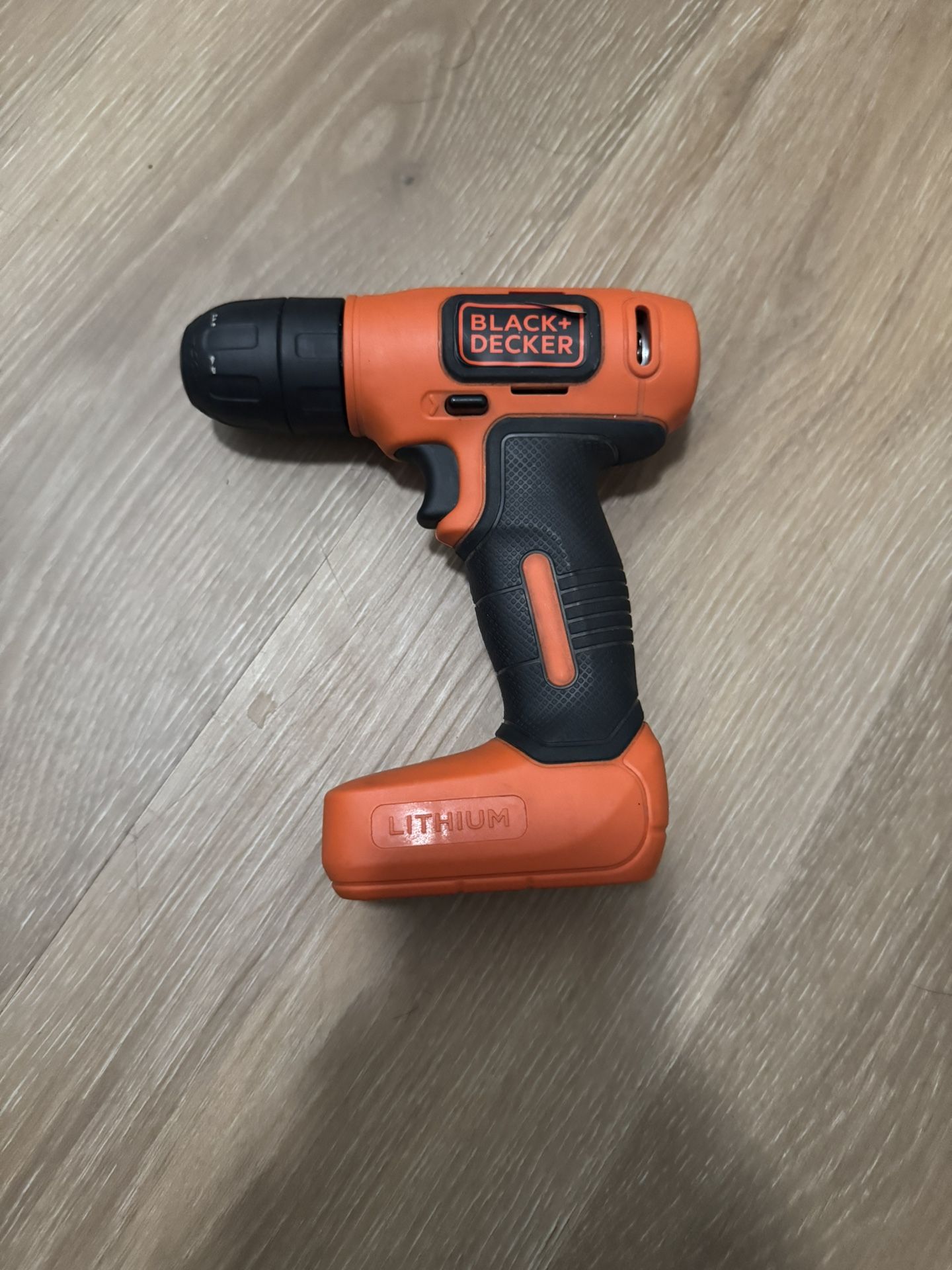 BLACK+DECKER 8-Volt Cordless Drill