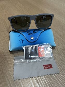 Original Ray-Ban Plastic Frame Glasses in Excellent Condition