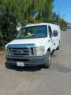 2012 ford e350 super duty  v10