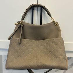 Louis Vuitton Handbag 