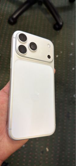 Iphone 17 pro max 256gb unlock for any carrier