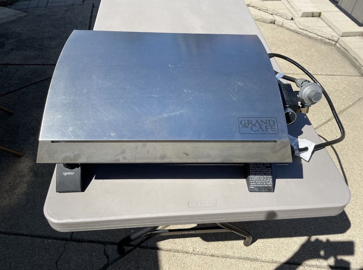 Tabletop Grill With Hose