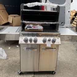 Napoleon Prestige 500RSIB With Infrared Side And Rear Burners