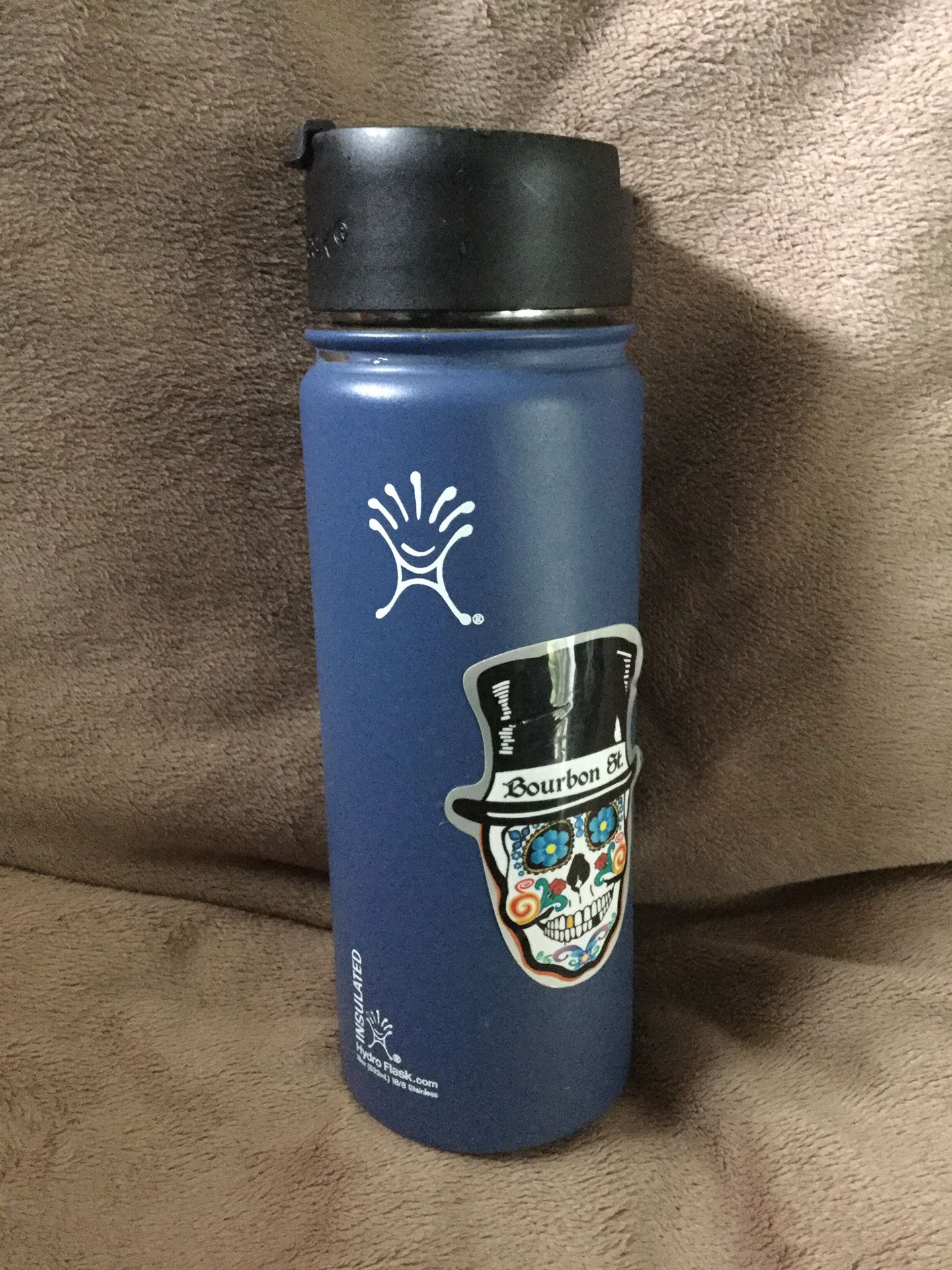 Hydro Flask 18oz wide mouth coffee blue