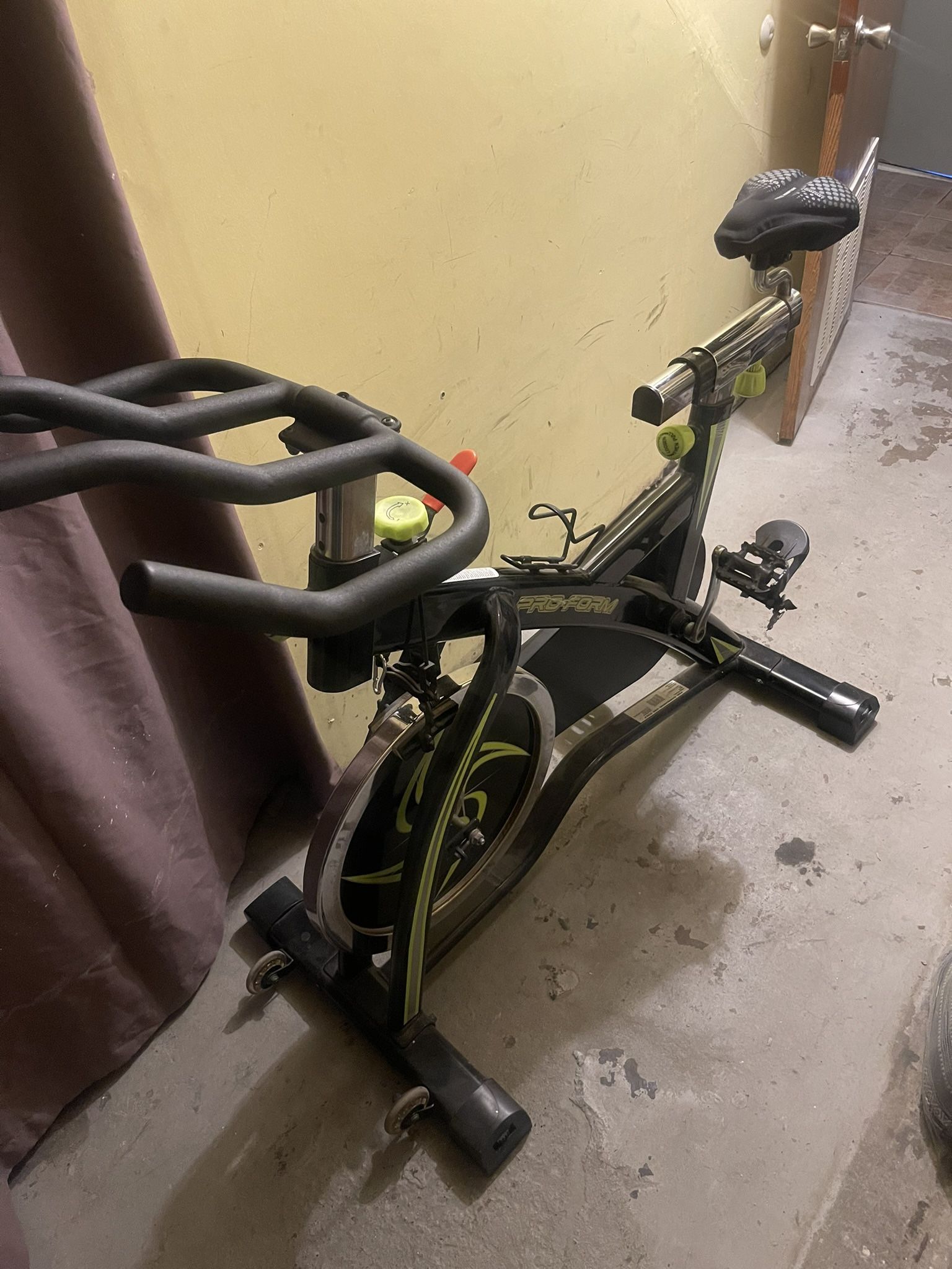 Pro Form Workout Bike 