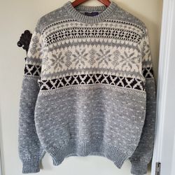 Pendleton 100% Wool Gray Fair Isle Snowflake Sweater Pullover Crew Neck, Large