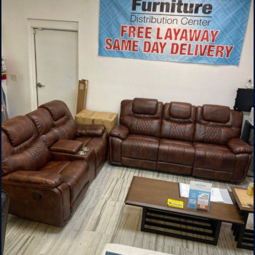 *Spring Sale Event*---Santiago Sleek Brown Leather Reclining Sofa/Loveseat Sets---Delivery And Easy Financing Available👌