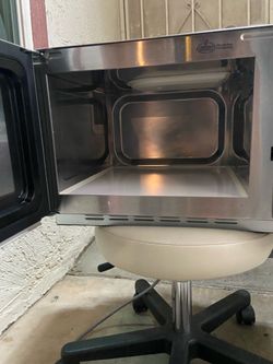 Nice used very good brand n powerful microwave