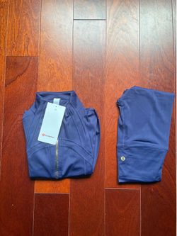Lululemon set cropped set size 2