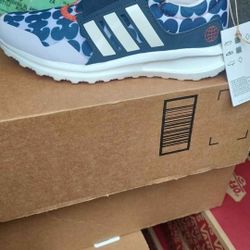 Adidas Original Sneakers Size 4.5