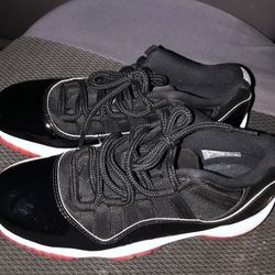 Jordan 11 Retro low