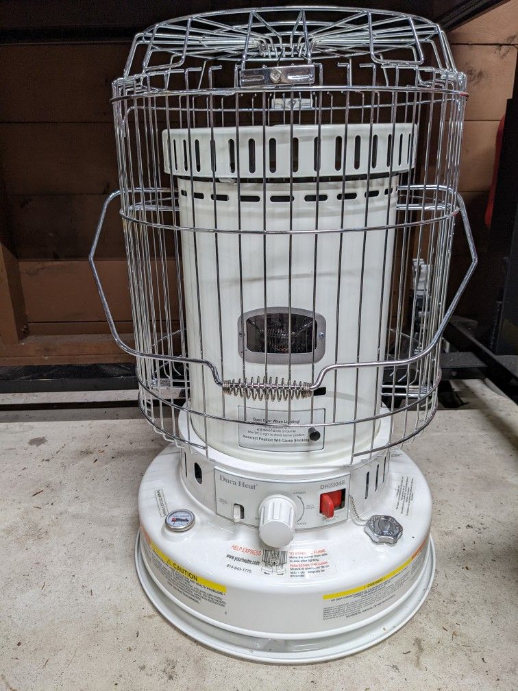 DuraHeat Portable Convection Kerosene Heater Provides 23,800 Btu's of  Warmth for Sale in Bloomingdale, NJ - OfferUp