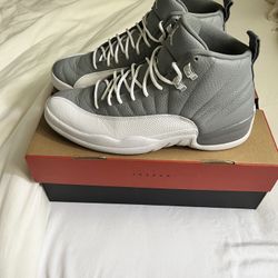 Mens Jordan 12 Retros …. Size 12 Men’s ! Great Condition 9.5/10 … Worn 2x ! Only $160 Firm 