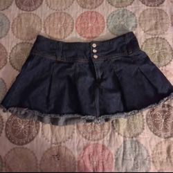 XL Mini Skirt 