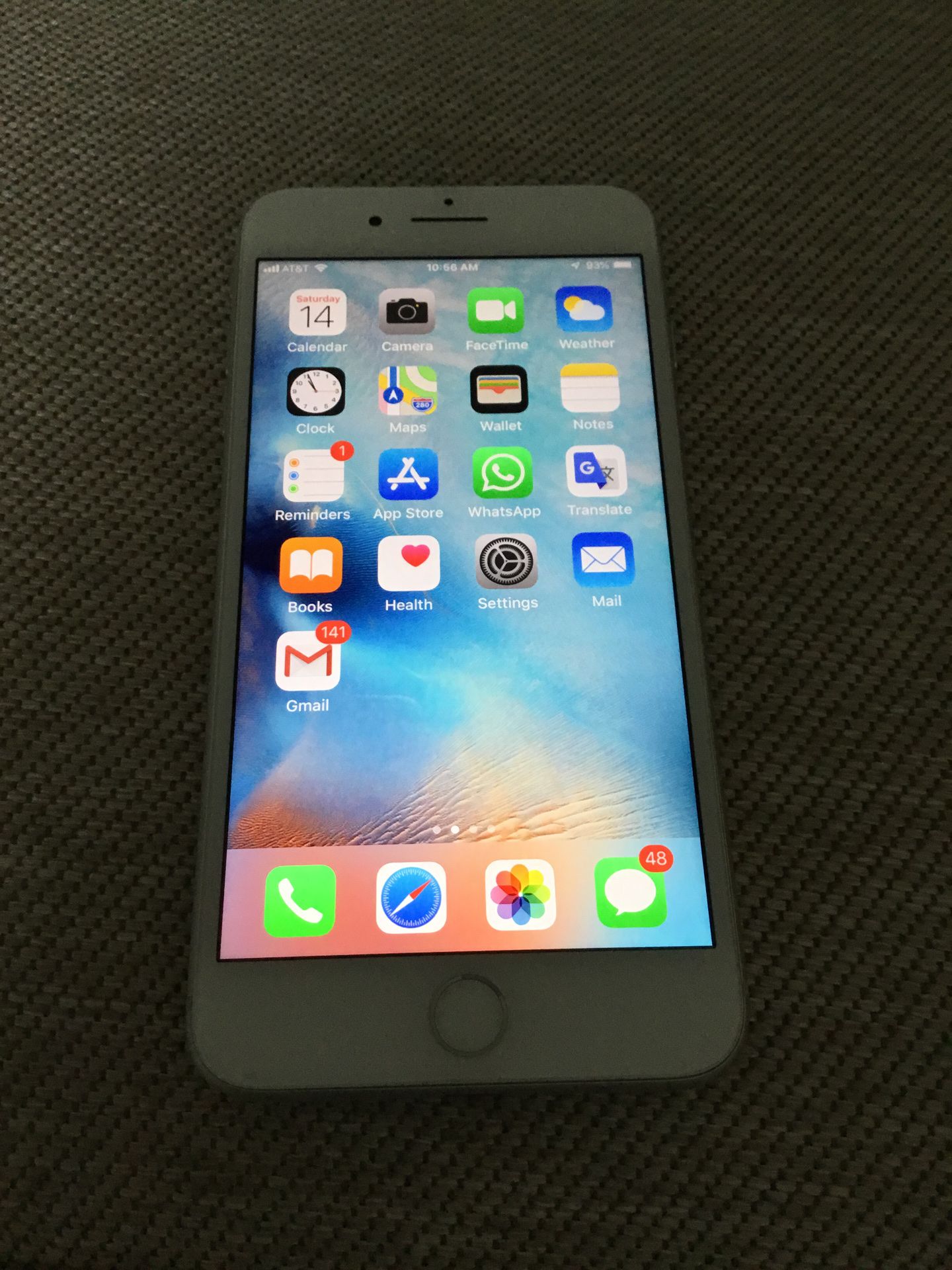 iPhone 8 Plus 64 GB silver - unlocked & like new