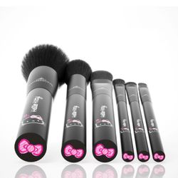 Hello Kitty® "Just Slay" 6-PC BRUSH SET