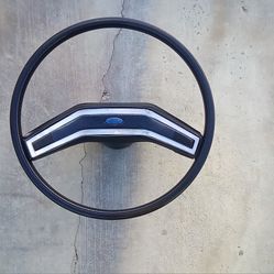 Steering Wheel Part Ford Trucks 73-79 F-100