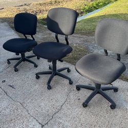 Office Chairs 
