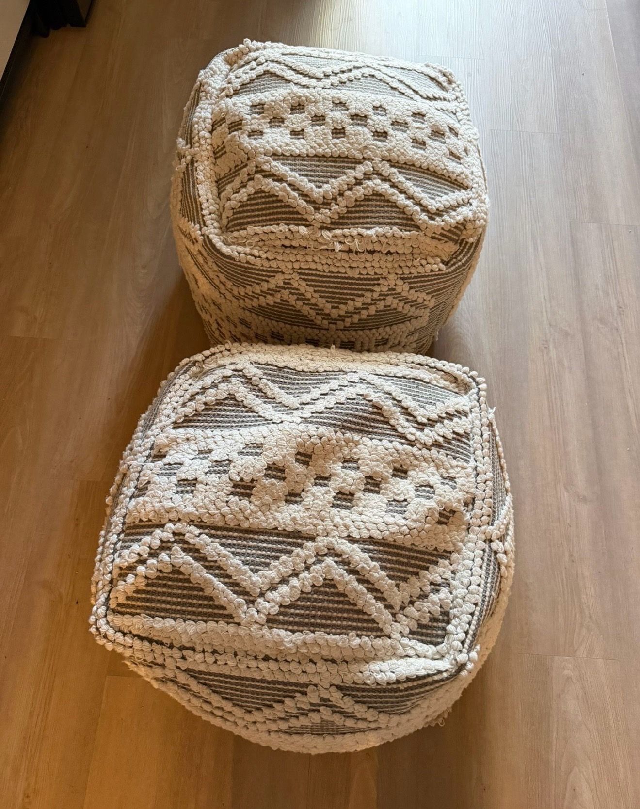 Ottoman Poof (2)